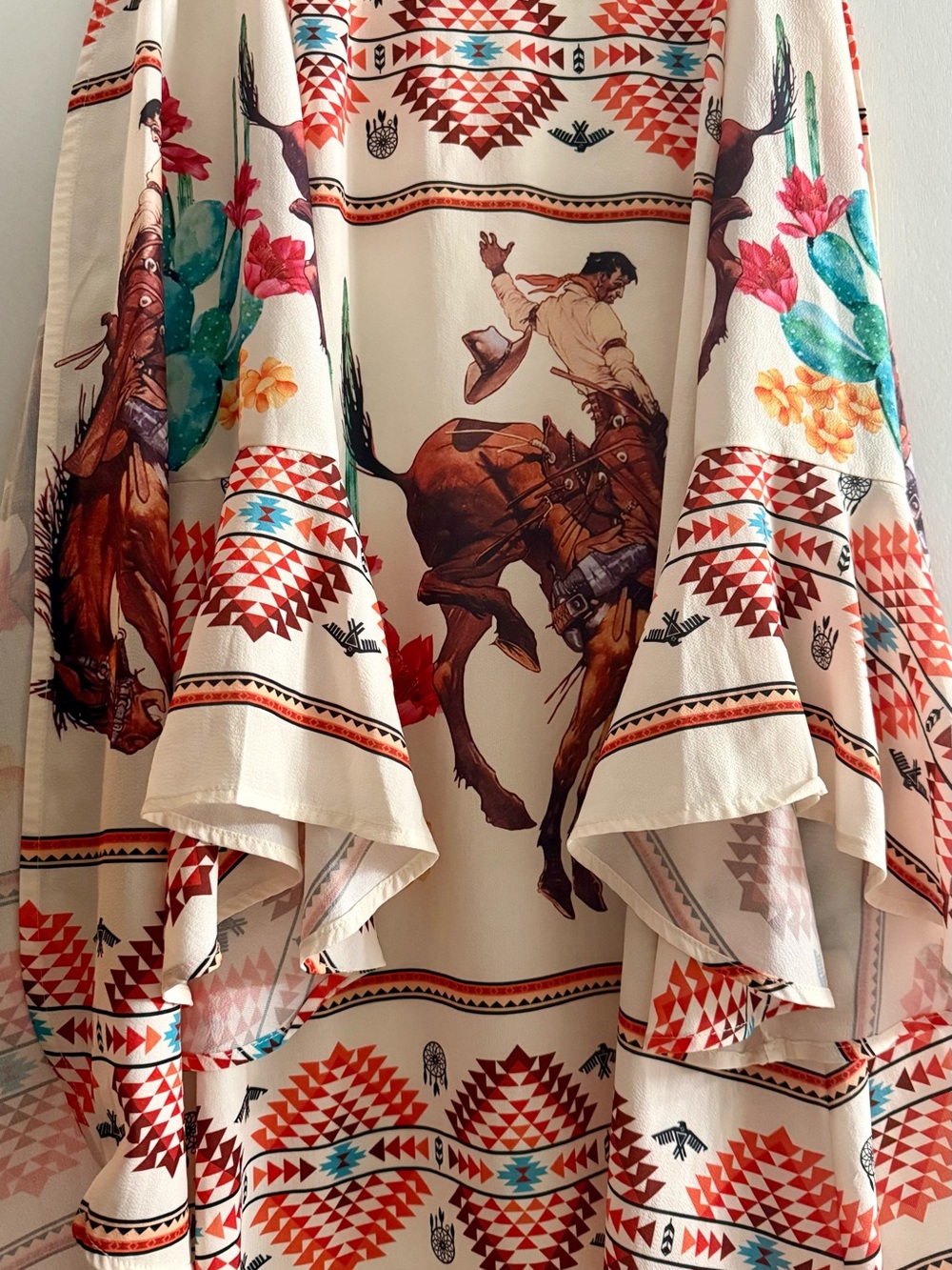 SOUTHWESTERN BUCKING BRONC AZTEC BELL SLEEVE KIMONO